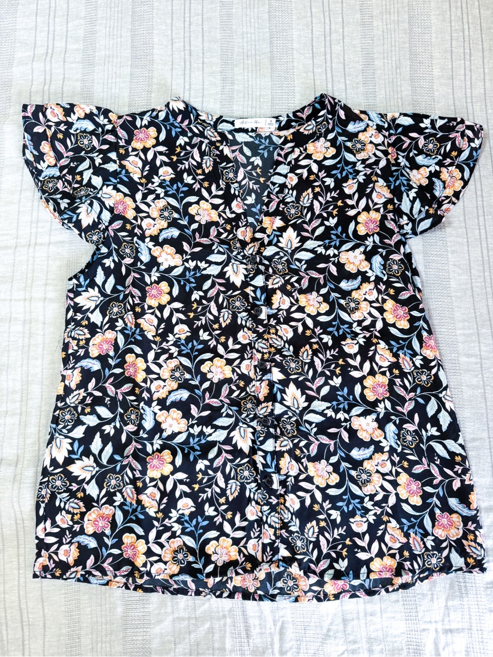 Sheer Floral Flutter Sleeve blouse - Navy Pink Cream